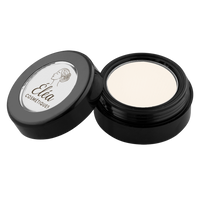 viaGlamour image of a extreme-eyeshadow
