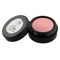 viaGlamour image of a extreme-eyeshadow