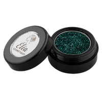 viaGlamour image of a extreme-eyeshadow